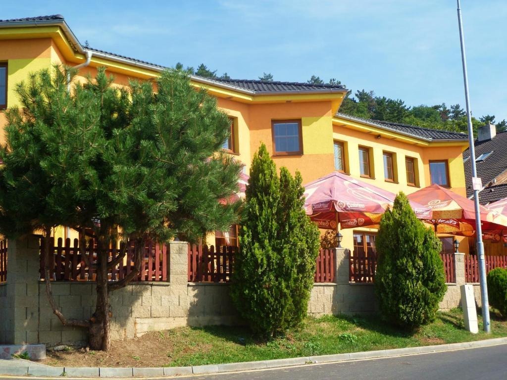 Hotel Pohádka Most Exterior foto