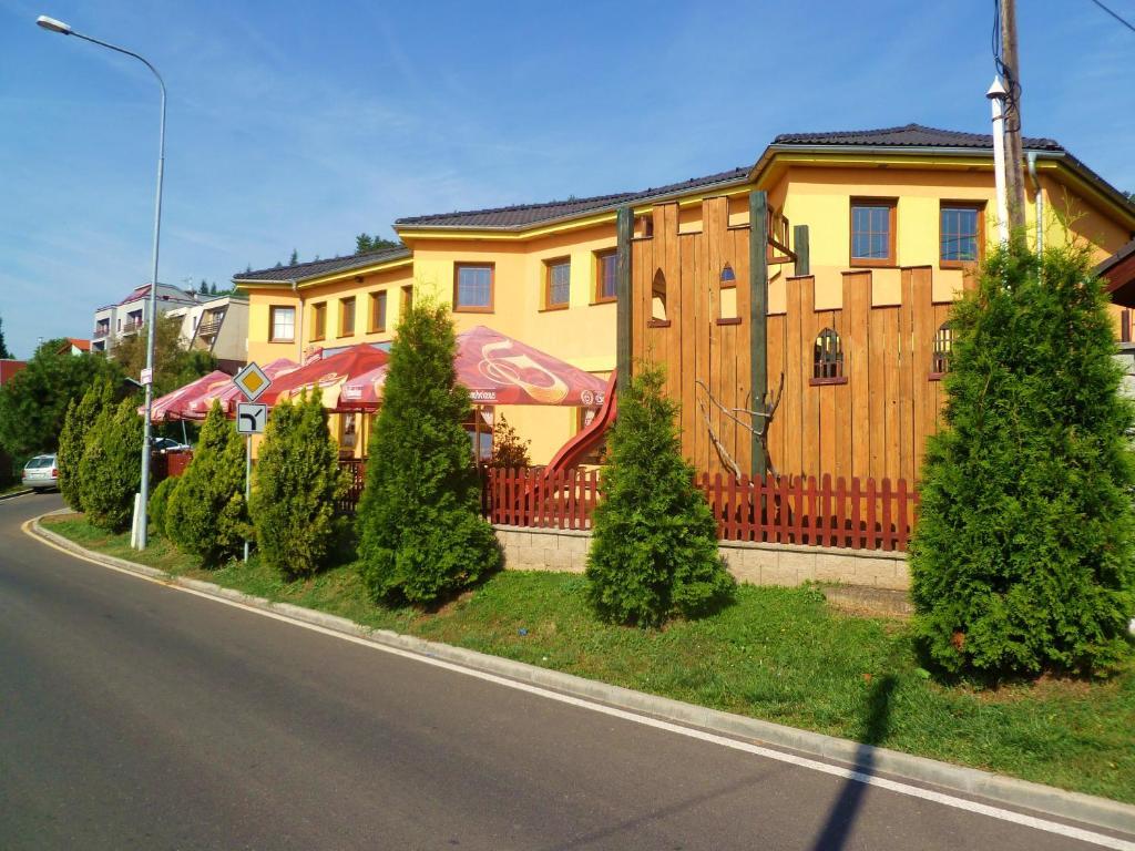 Hotel Pohádka Most Exterior foto
